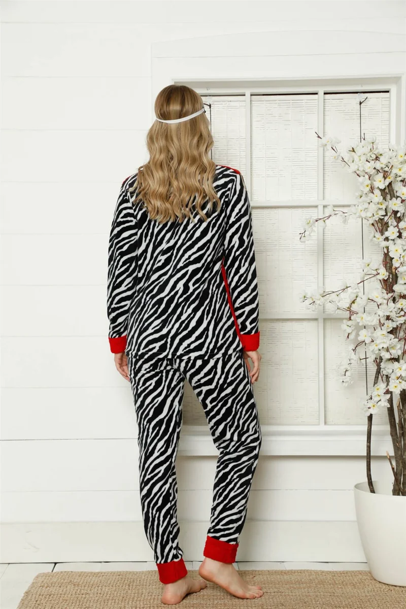 اكبينيز Welsoft Fleece Women's Cuffed Pajamas Set 8413