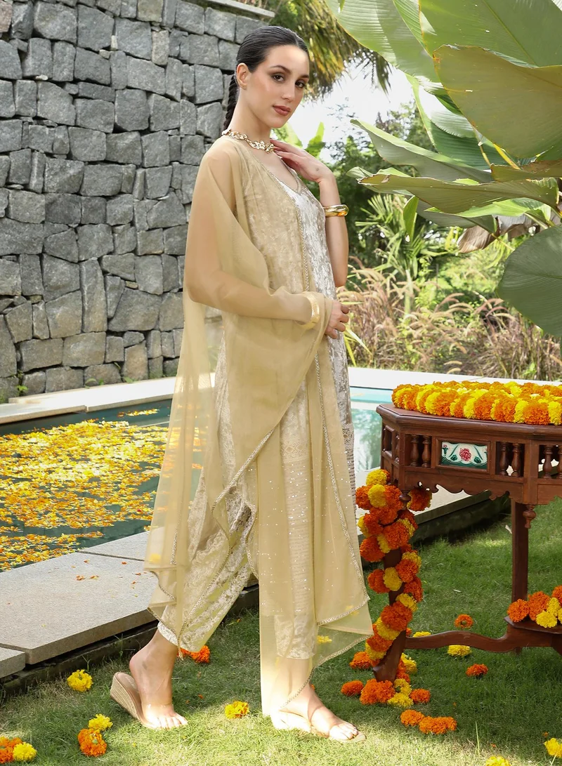 Qissa  Women's Velvet-Gleam Kurta Set For Ethnic Wear | V-Neck, Sleeveless | Embroiderd-Block Textured Woven Fabric | 3 Piece Kurta Set Designed For Evening & Party Wear | Saltbox Beige for Women | Best Price UAE
