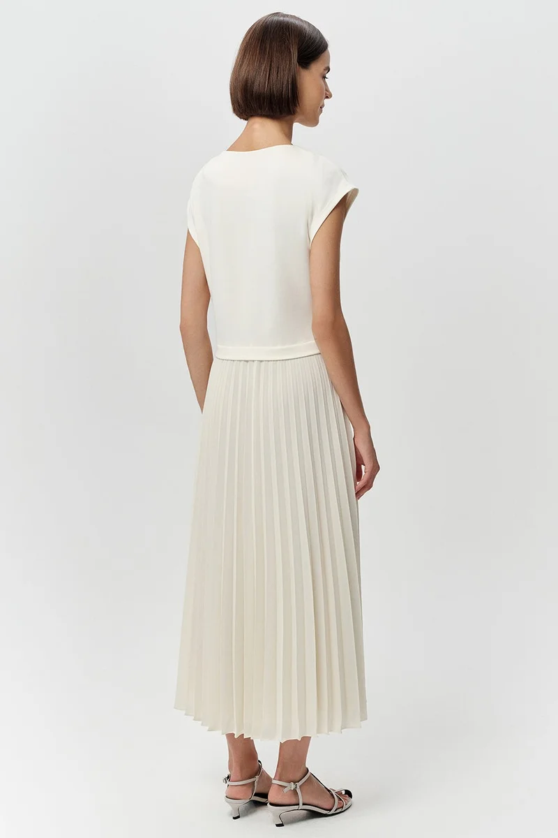 EXQUISE Crew Neck Lined Pleated Midi Regular Ecru Dress