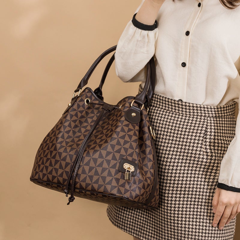 Popular High-End Large Capacity Portable Bucket Bag 2023 New Fashion Brand Printed Light Luxury Casual Shoulder Bag - Image 4