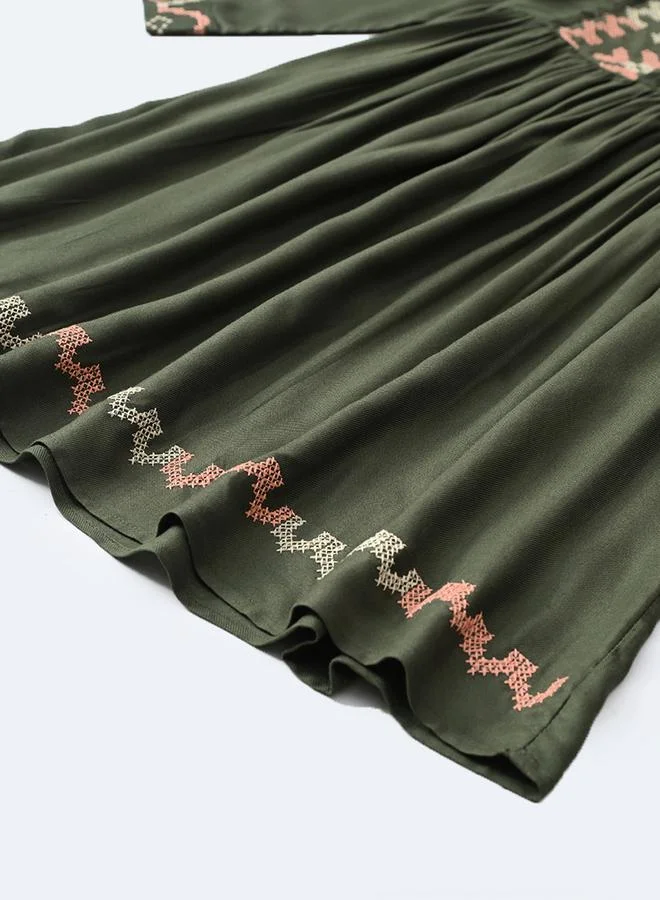 BELLA MODA Embroidered Detail Dress