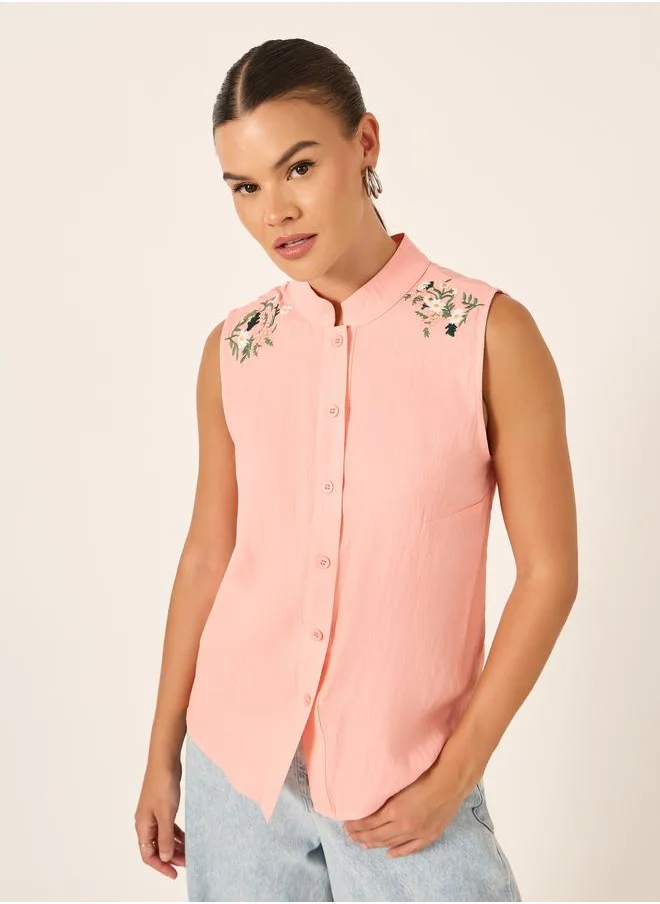 تايك تو Take Two Embroidered Mandarin Collar Sleeveless Blouse