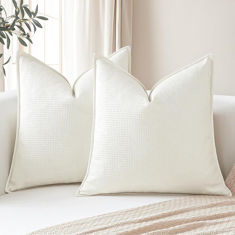 Sungeek Set of 2 Soft 3D Plaid Cushion Covers, Decorative Cushion Covers, Wrapped Edge Cushion Cover, Decorative Cover, Cushion Cover for Sofa, Couch, Bedroom, Living Room (Cream White, 45 x 45 cm) - Image 1