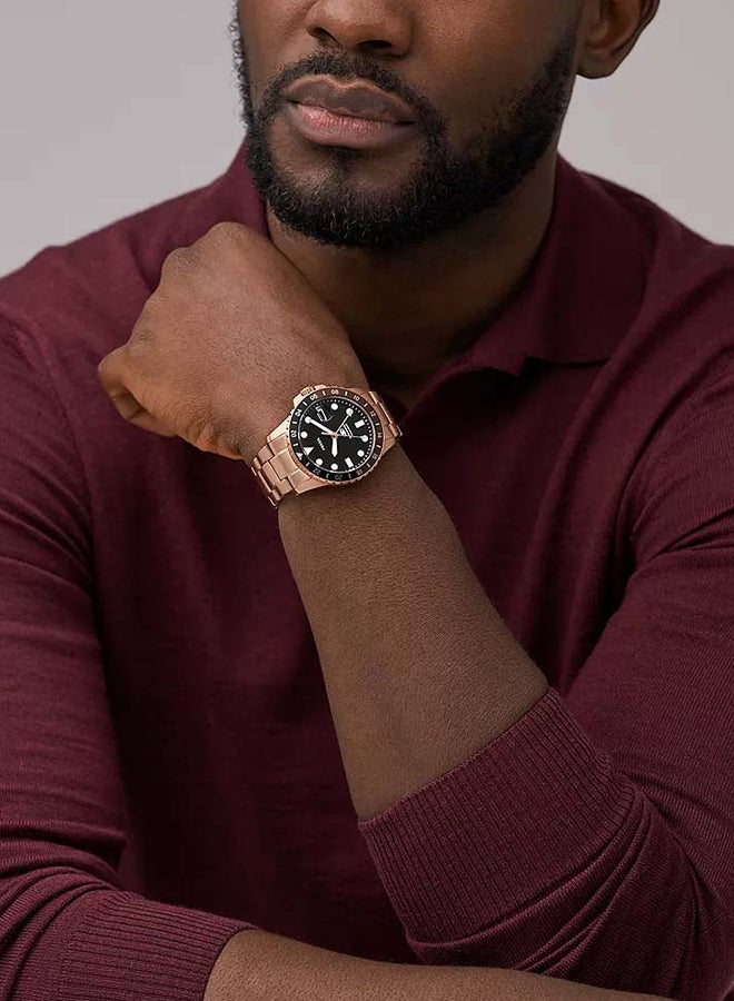 فوسيل ساعة فوسيل بلو GMT بتصميم روز جولد من الفولاذ المقاوم للصدأ FS6027 - 42 مم - Image 4