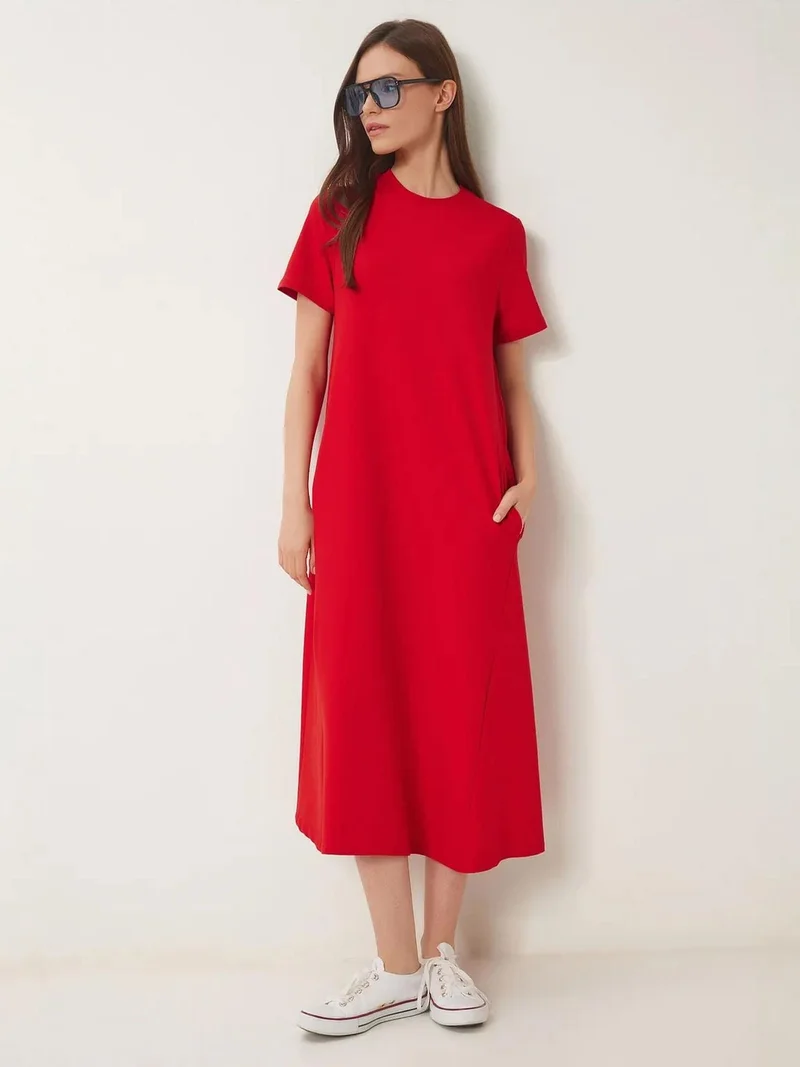 السعادة في إسطنبول ISTANBUL Midi Dress with Short Sleeves and Crew Neck