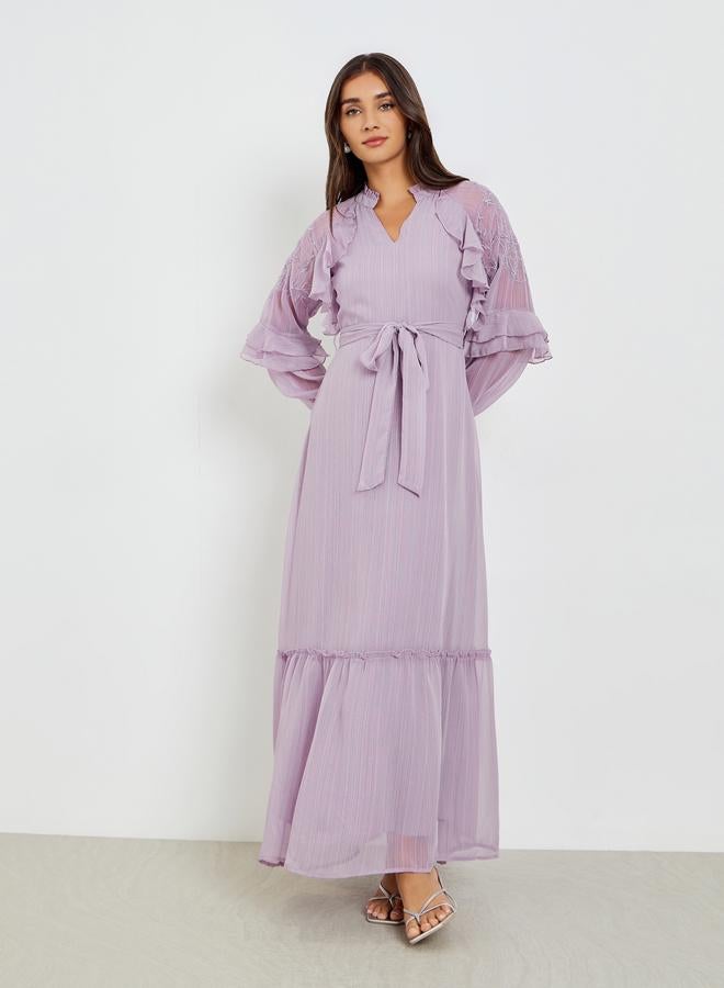 ستايلي فستان طويل بتفاصيل كشكش وتفاصيل مُطرّزة - Image 2