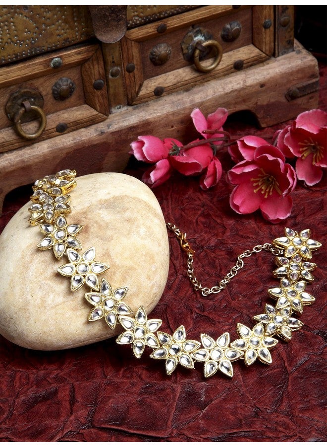 Karatcart Flower Shape Gold Plated Kundan Studded Metal Hairband for Women, Pack of 1 - Gold - Image 2