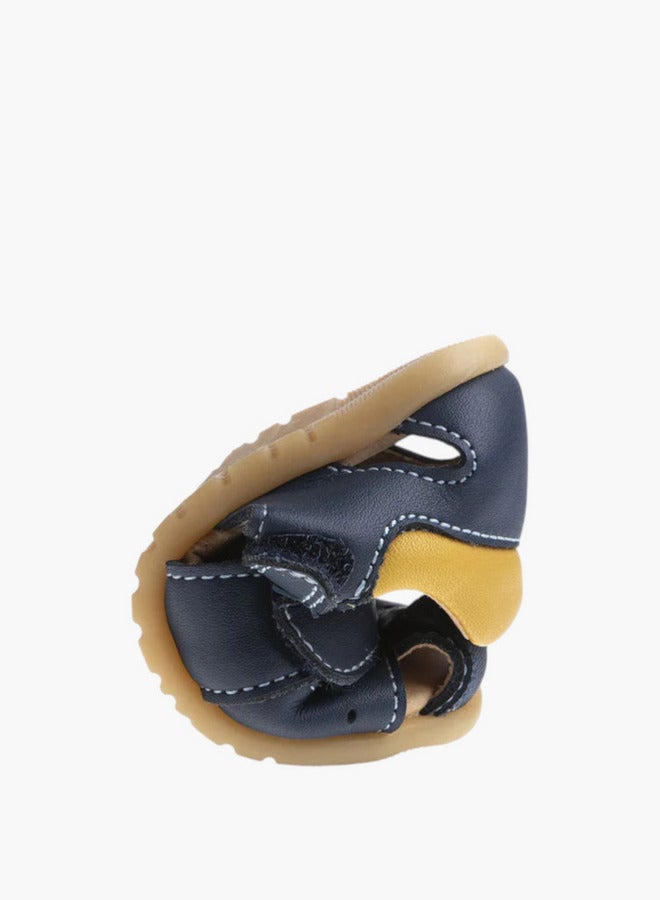 Pablosky Boys' Stitch Detail Sandals with Hook and Loop Closure  - Image 5
