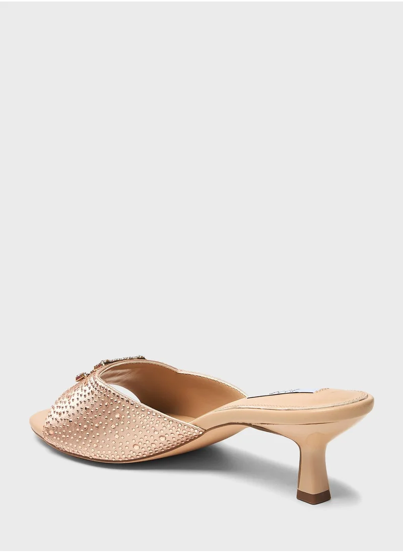 ايل Logo Detailed Single Strap Low Heel Sandals