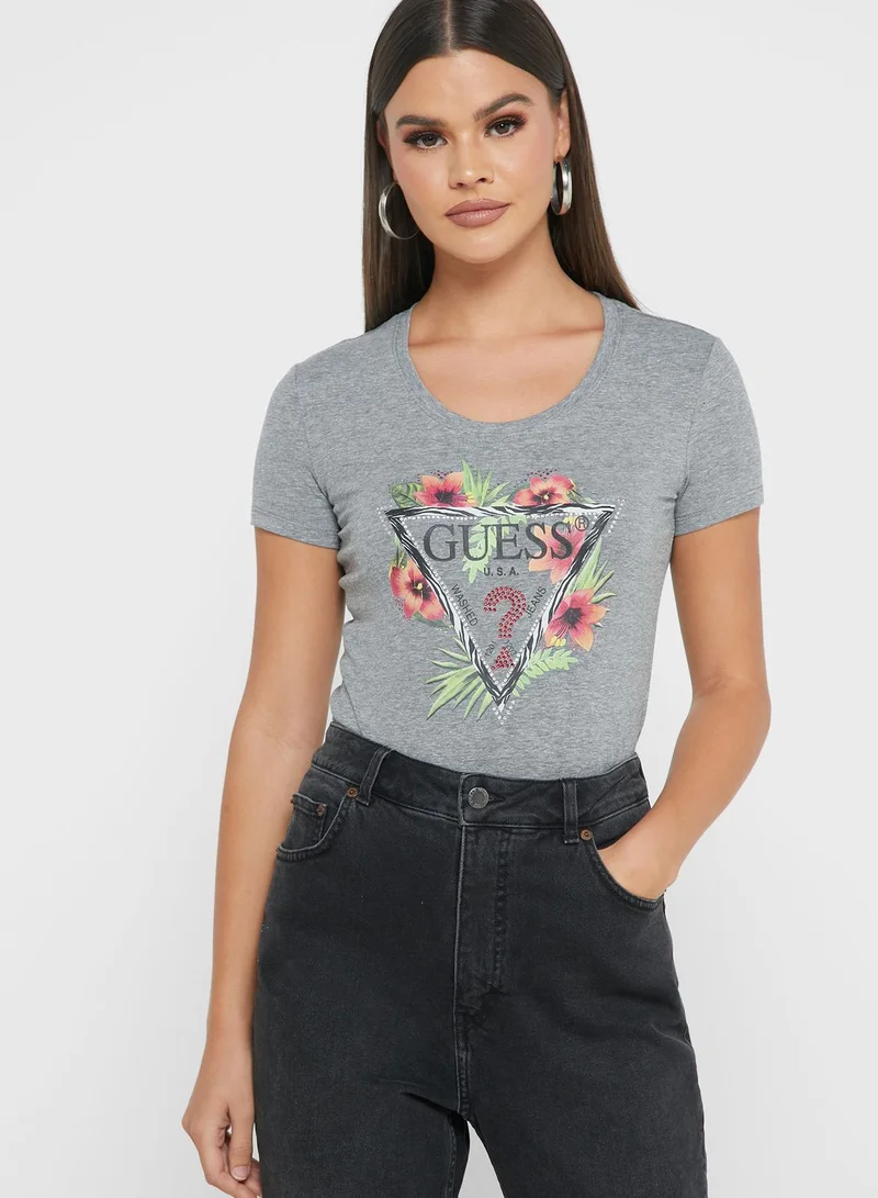 GUESS Logo T-Shirt