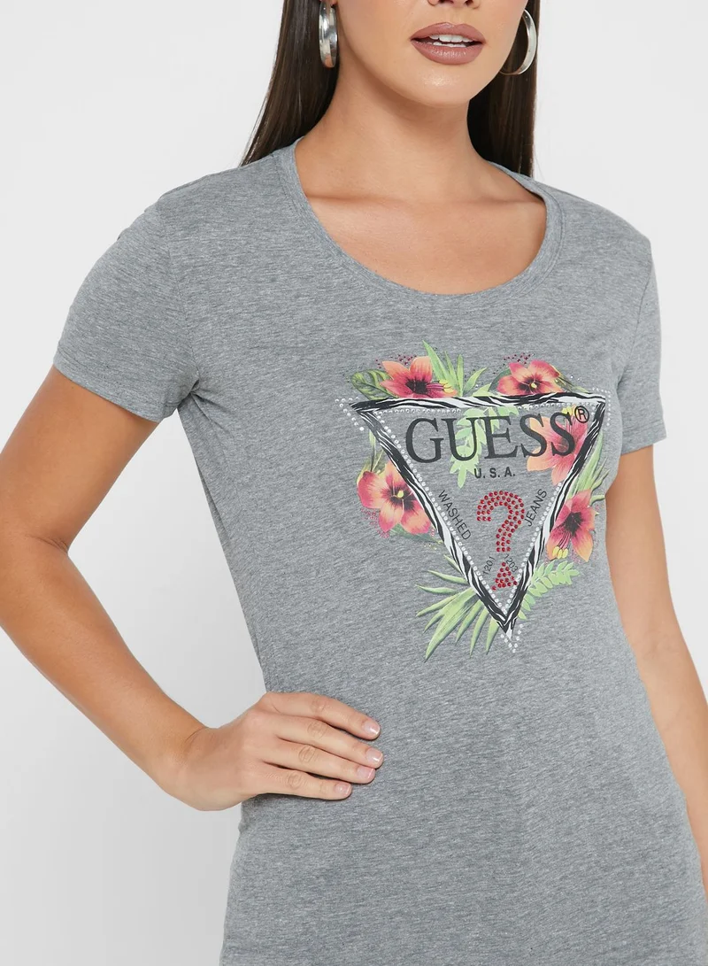 GUESS Logo T-Shirt
