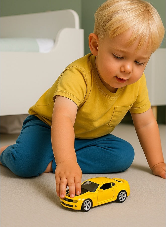 Kinsmart سيارة شيفروليه كامارو مصنوعة من سبائك معدنية قابلة للسحب بحجم 1:38 مع أبواب قابلة للفتح - Image 5