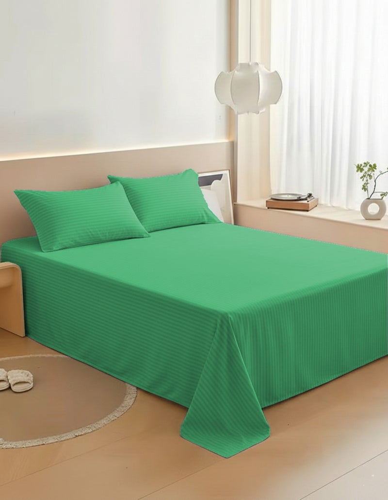 ماكسكون طقم ملاية سرير مايكروفايبر فاخر مكوّن من 3 قطع – ملاية مسطحة مقاس (180×240 سم) مع 2 كيس وسادة (50×75 سم) – ناعم جداً، قابل للتنفس، ومقاوم للتجاعيد – مناسب لأسرة السنجل والتوين – مثالي للاستخدام المنزلي والفندقي - Image 2