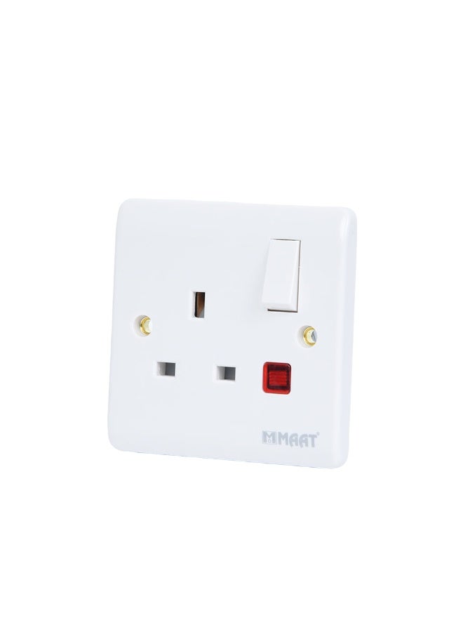 MAAT 1 Gang Switched Socket with Neon Indicator 