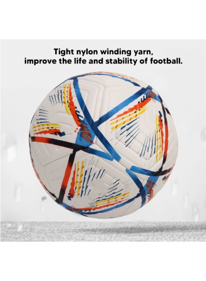 كرة قدم احترافية بتصميم ضربات فرشاة ملونة وسطح محكم الملمس - مثالية للتدريب والمباريات واللعب الترفيهي - متانة ومرونة عاليتان - مناسبة للاعبين الشباب والكبار - Image 3