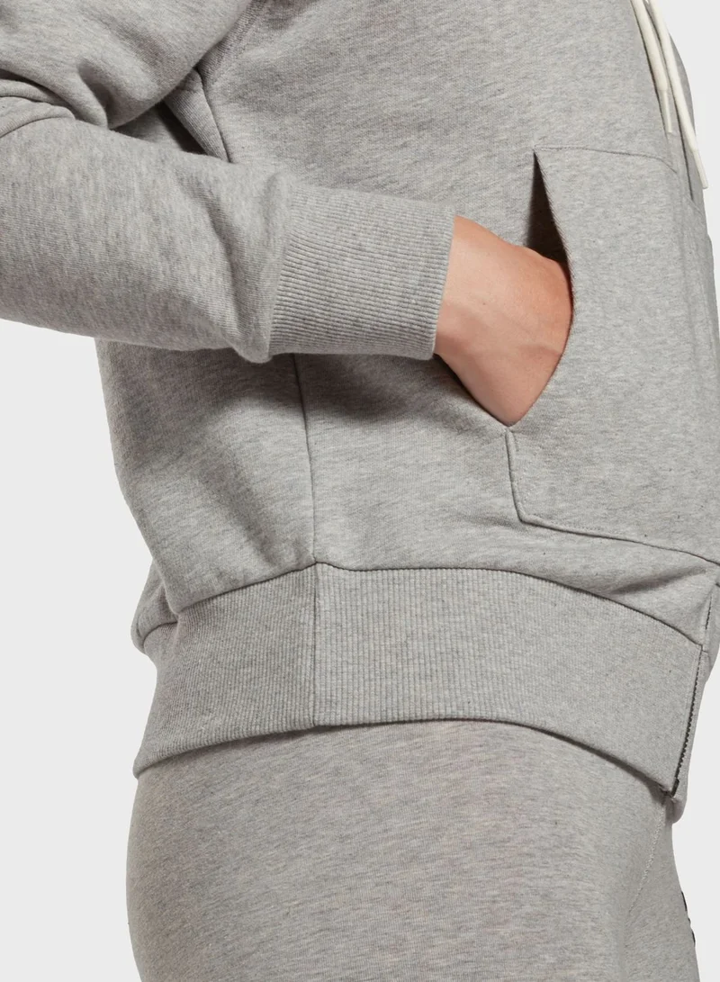 Reebok Essential Sweatshirt