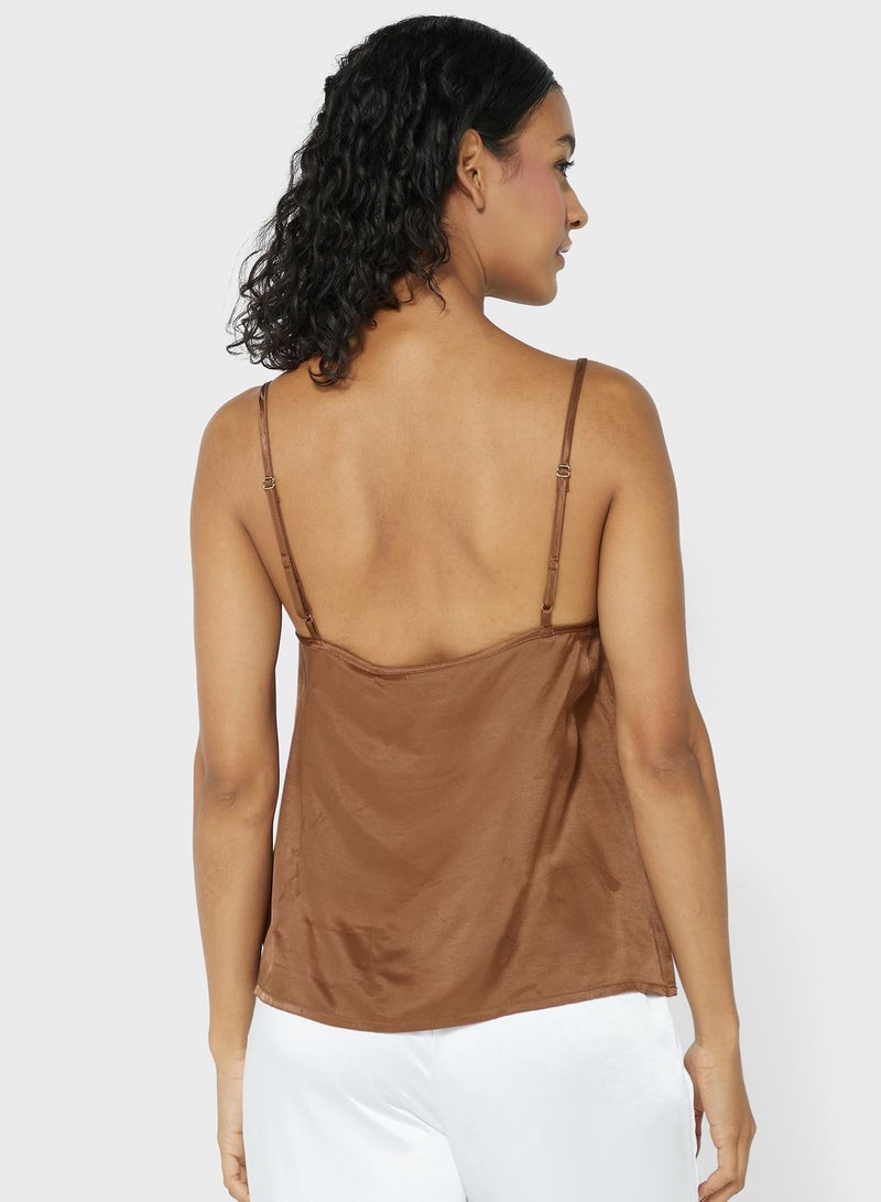 بوس بلوزة بيجاما بحمالات - Image 2