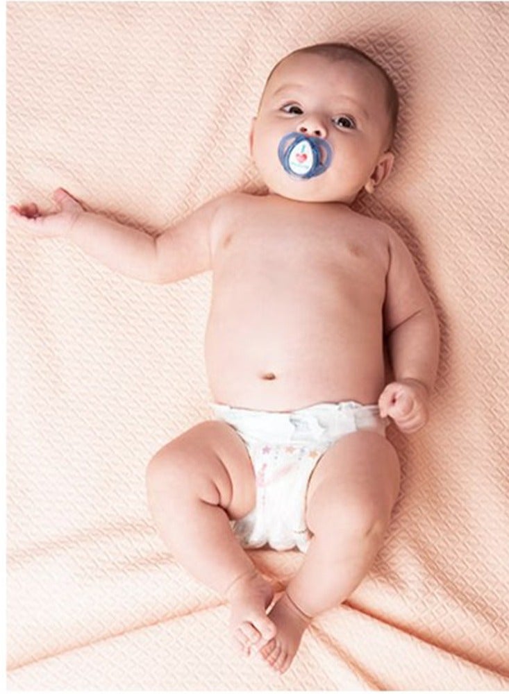 أمومي لهاية تقويم أسنان من السيليكون الناعم مع مقبض للأطفال، خالية من مادة BPA، مريحة ومهدئة، لتخفيف تسنين الرضع، شكل متماثل، 6 أشهر فما فوق، أزرق - Image 2