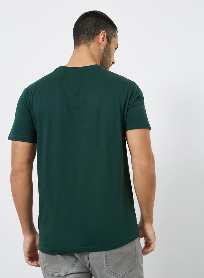 Styli Men Green Minimalist Print Crew Neck T-Shirt - Image 5