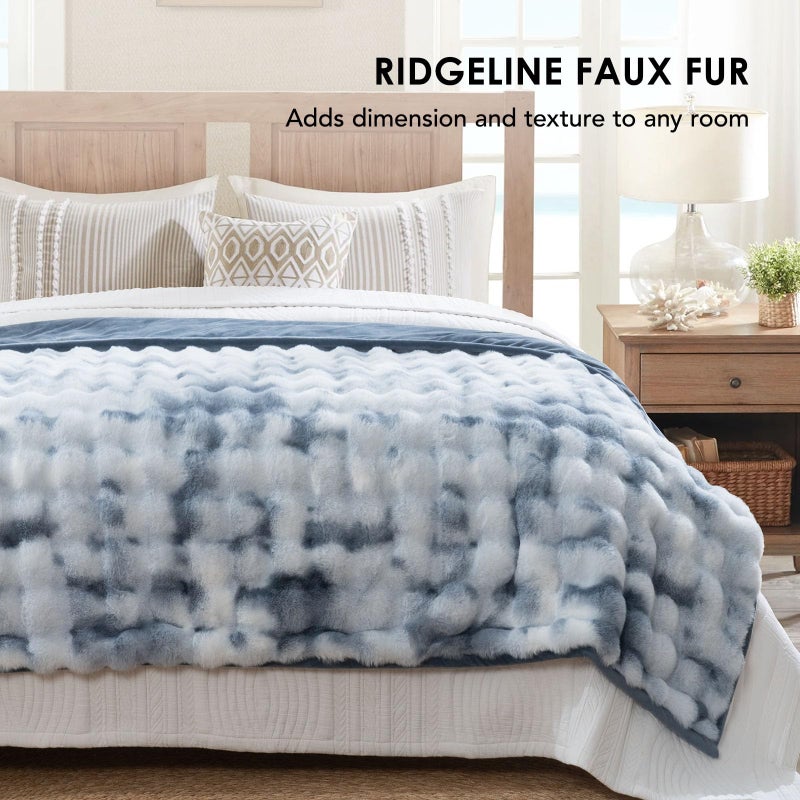 EVERGRACE Ultra Soft Luxury Fluffy Ridgeline Faux Rabbit Fur Throw Blanket  Thick Warm Bubble Throw for Bed  Cozy Plush Reversible Blankets for Couch  Chair  Sofa  Cloud Blue  50x60 Inches  870 GSM - Image 2