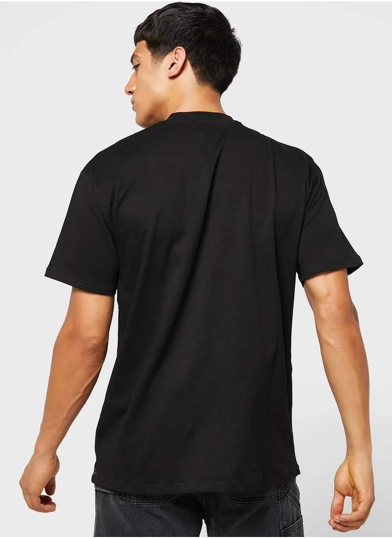 copyright Influencer T-Shirt