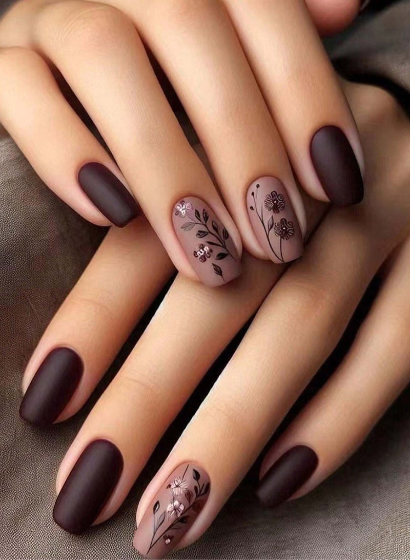 اظافر مزيفه بتصميم مربع تحتوي العلبه على 24 ظفر مع مبرد اظافر و صمغ - Image 1