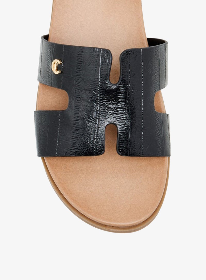 Le Confort Women's Textured Slip-On Flat Sandals - Image 4