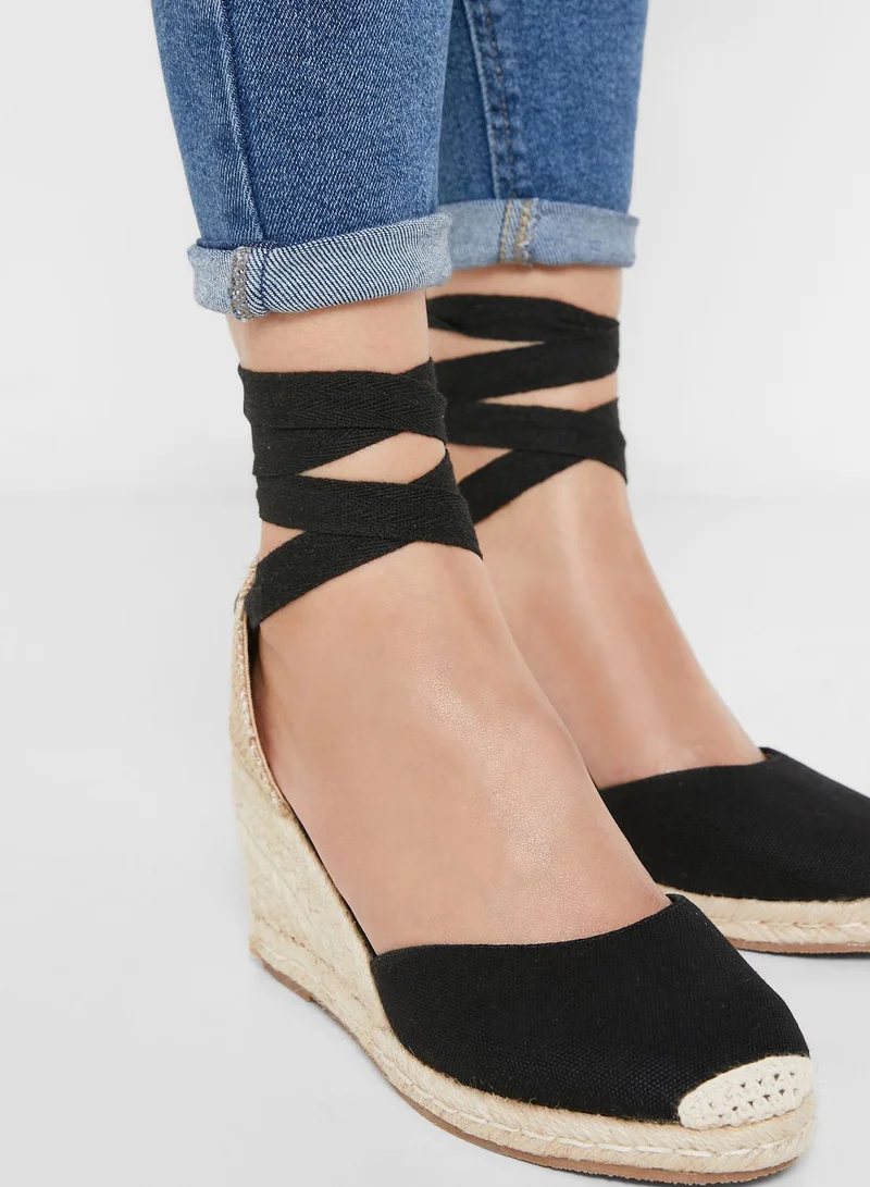 ELLA Closed Toe Lace Up Wedge Sandal