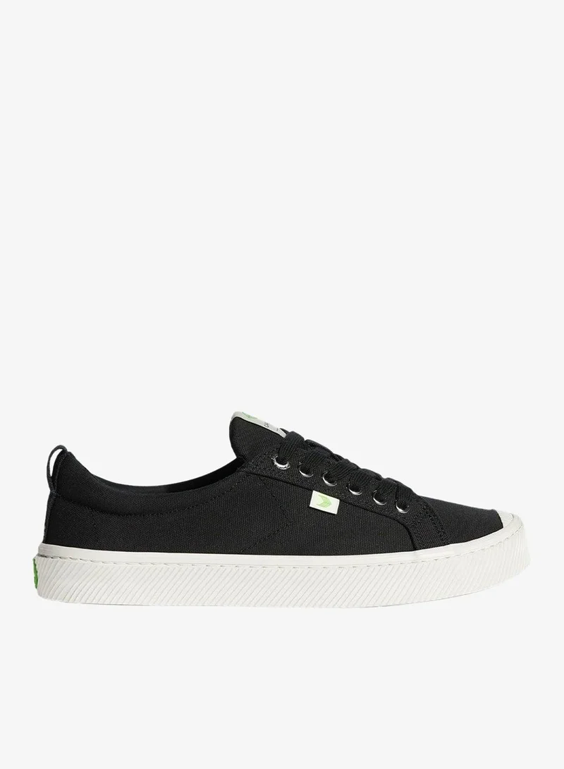 Cariuma OCA Low Black Canvas
