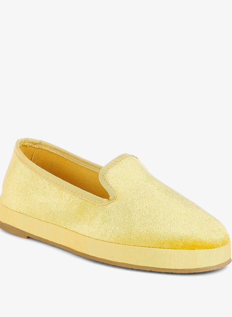 London Rag Velvet Round Toe Slip-On Loafers in Light Yellow - Image 5