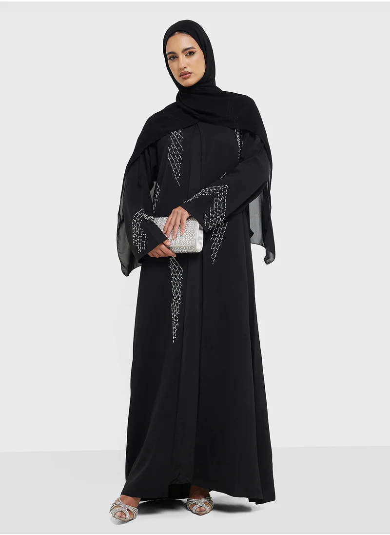 هيا كلوزيت V-Neck Embellished Flared Sleeve Abaya