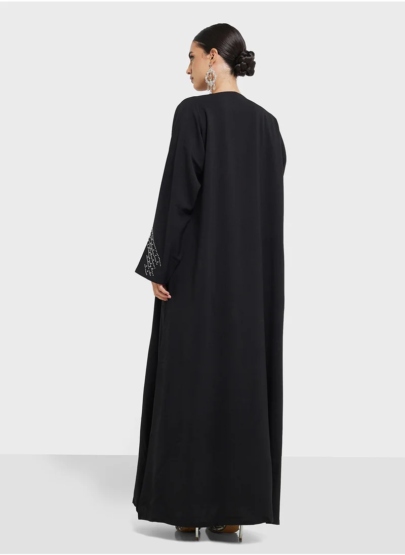 هيا كلوزيت V-Neck Embellished Flared Sleeve Abaya