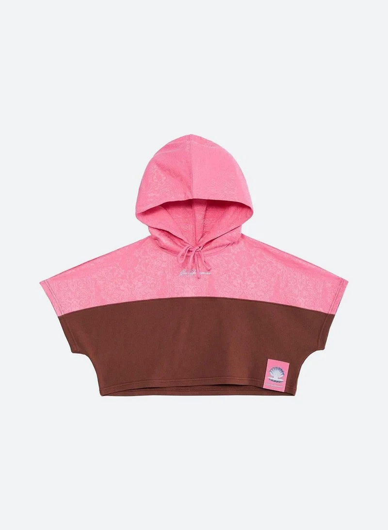 ليس بنجامنز هودي قصير الأكمام 003