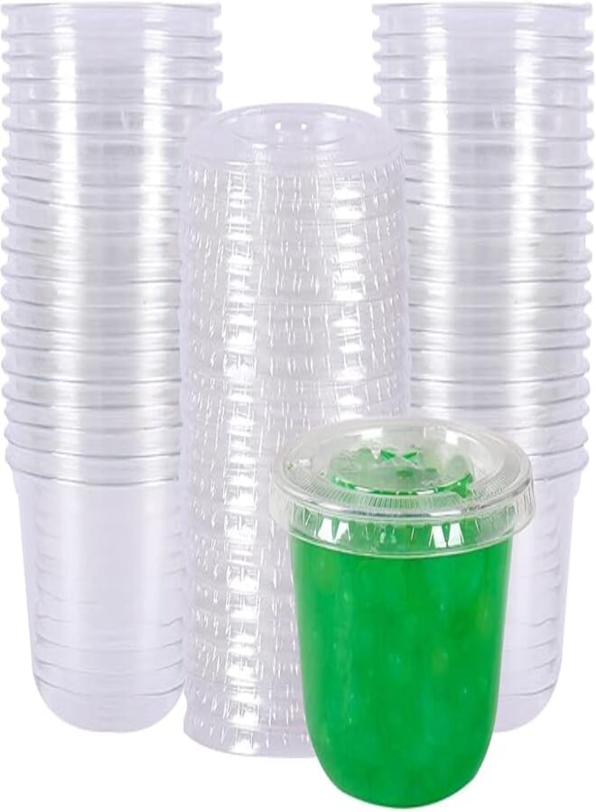 JAYEEY 10 oz Disposable Plastic Cups With Flat Lids Perfect for Cake, Fruit, Party Drink Cups - 50 Pack