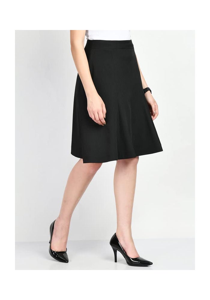 Exude تنورة سوداء بسيطة للنساء - Image 3