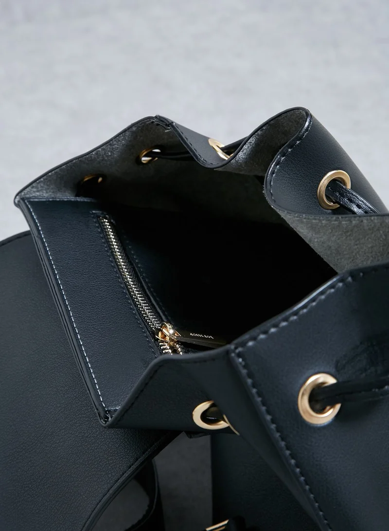 TOPSHOP Mini Blake Backpack