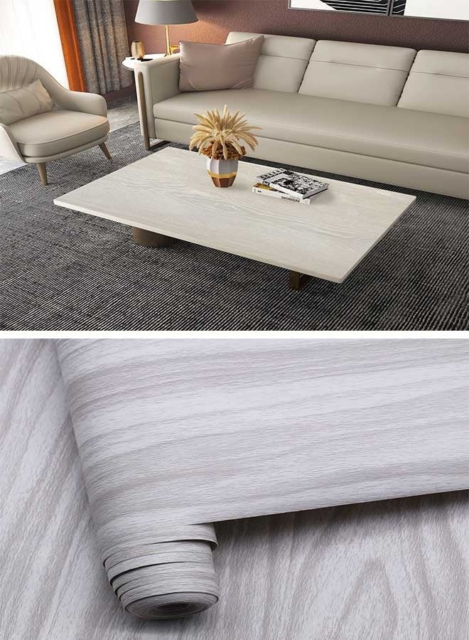 رَوَائِد ورق جدران بتصميم خشب الجوز 45×300 سم – بلون رمادي فاتح، ذاتي اللصق وقابل للإزالة، لتغليف الخزائن، المكاتب، الطاولات والدولايب – لفة فينيل بنقش حبيبات الخشب - Image 1