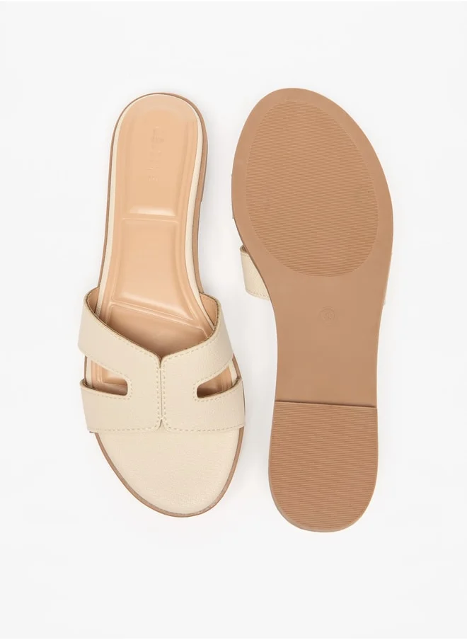 سيليست Women's Textured Slip-On Sandals