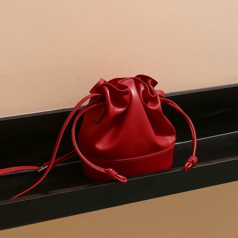 Sheepskin Pleated Cloud Bucket Bag New Accessible Luxury High Quality Niche Design Lucky Bag Drawstring Bag Exquisite Crossbody Bag - Image 3