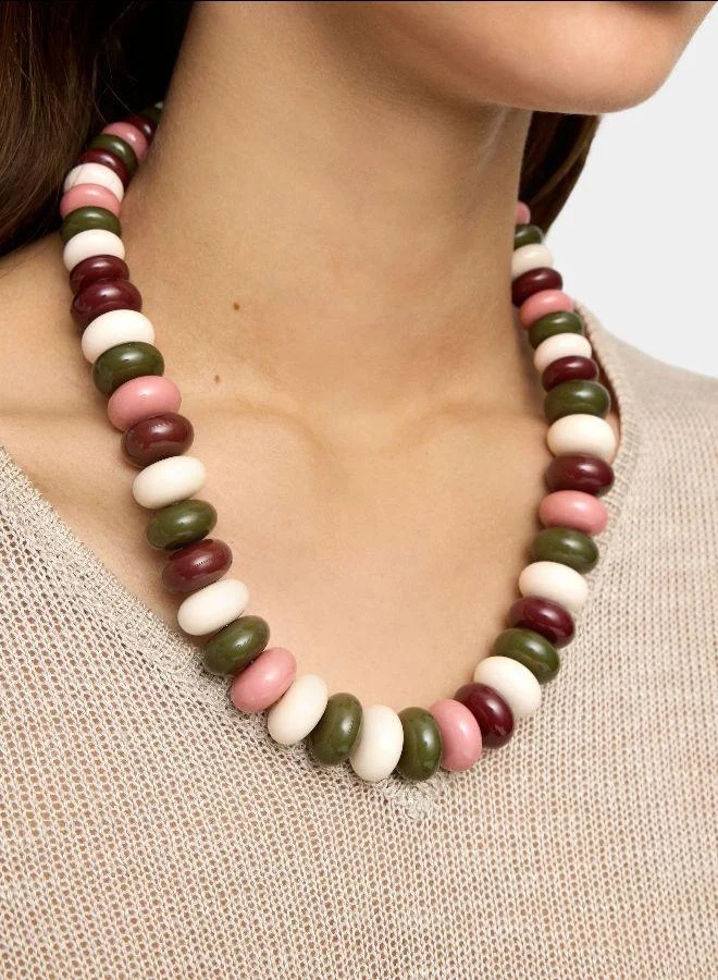 بارفوا عقد قصير مع خرز متعدد الألوان