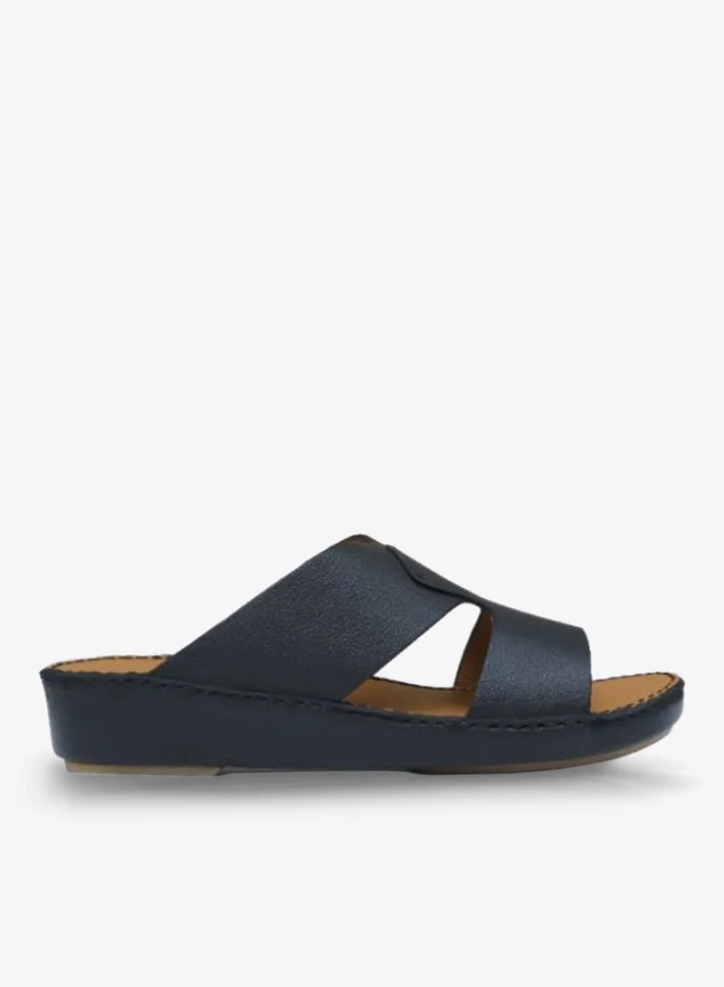 بيت الثوب صندل أساسي