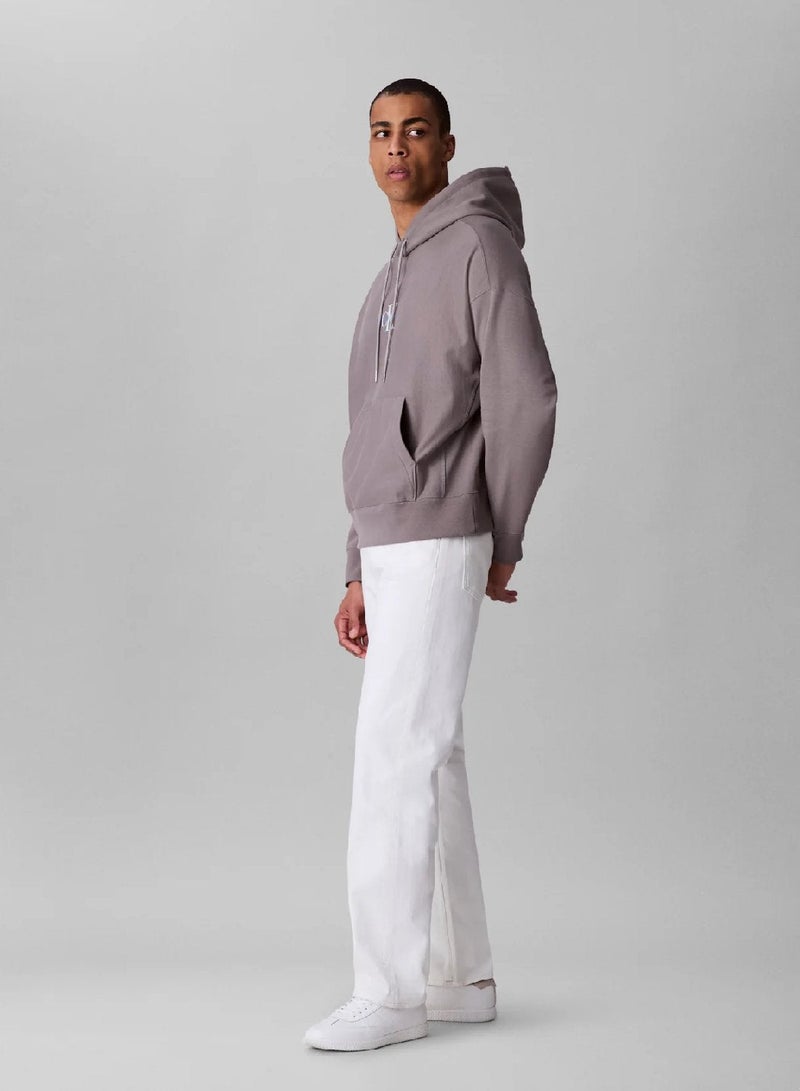 كالفن كلاين جينز هودي من الصوف الفاخر مزين بشعار حروف كلفن كلاين - Image 5