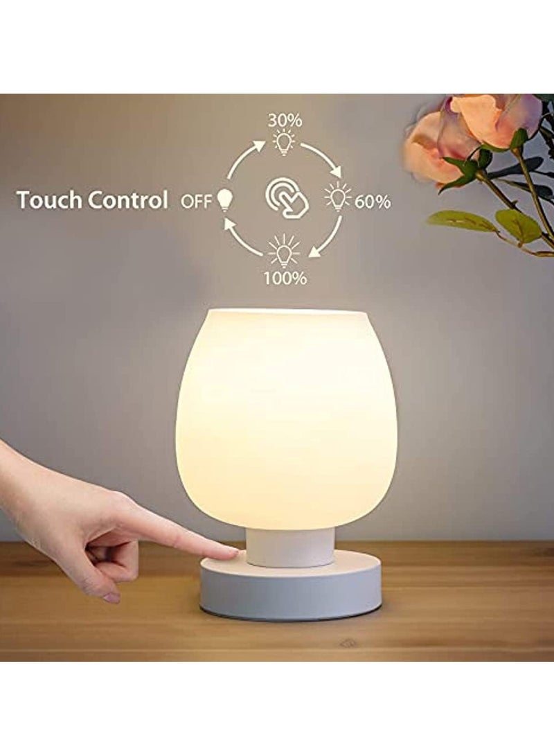 عام لامبة bedside تعمل باللمس - لامبة صغيرة عصرية لغرفة النوم أو غرفة المعيشة، مزودة بشاشة لامبة من زجاج أوبال الأبيض، لمبة LED دافئة، قابلة للتعتيم بثلاثة مستويات، بتصميم بسيط. - Image 2