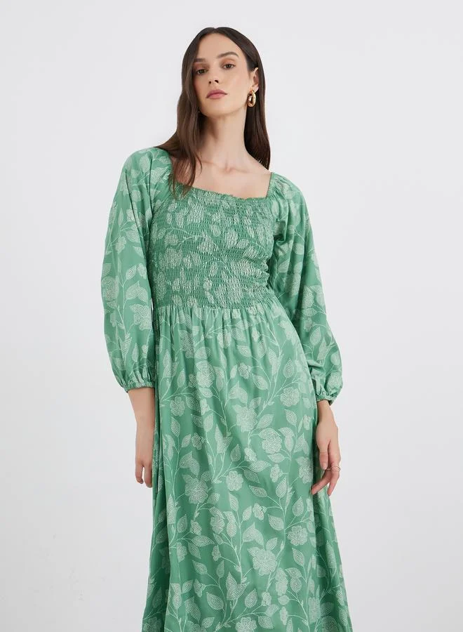 Styli Styli All Over Print Square Neck Midi Dress
