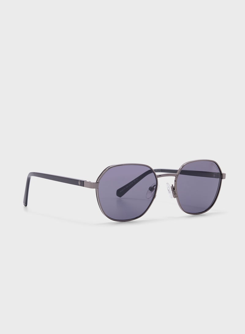 GUESS Uv Protected Round Sunglasses - Image 1