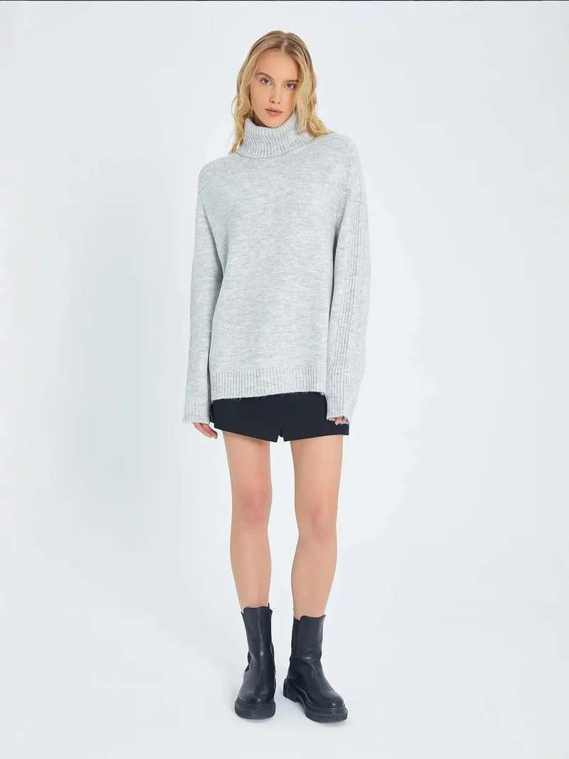 MixRay Mixray Loose Fit Turtleneck Knit Sweater