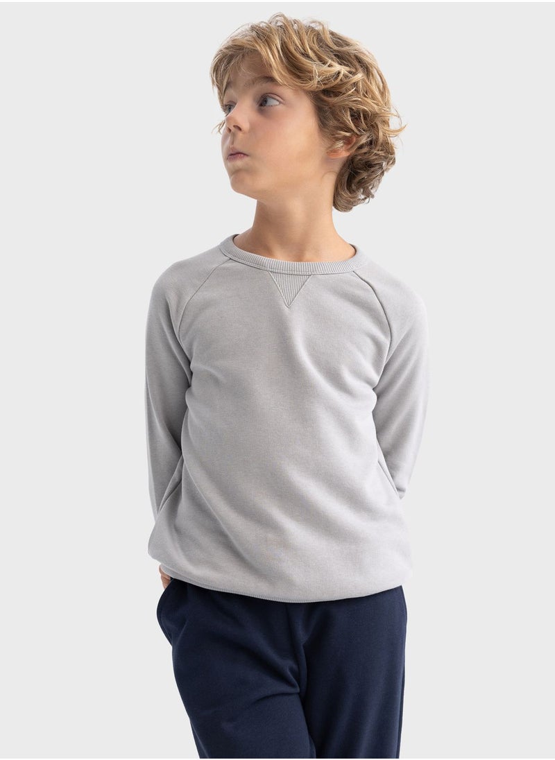 Kids Essential Sweatshirt - pzsku/Z7E0E6AC5182B29DF277BZ/45/_/1701503844/b18e9e2e-068f-48b8-a01f-7a11aa1d0dec