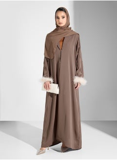 Collar Neck Fur Detailed Flared Sleeve Abaya - pzsku/Z7E0EFF915F5824AA19DCZ/45/_/1739444413/6a96043e-b566-46e9-9a25-00333432b139