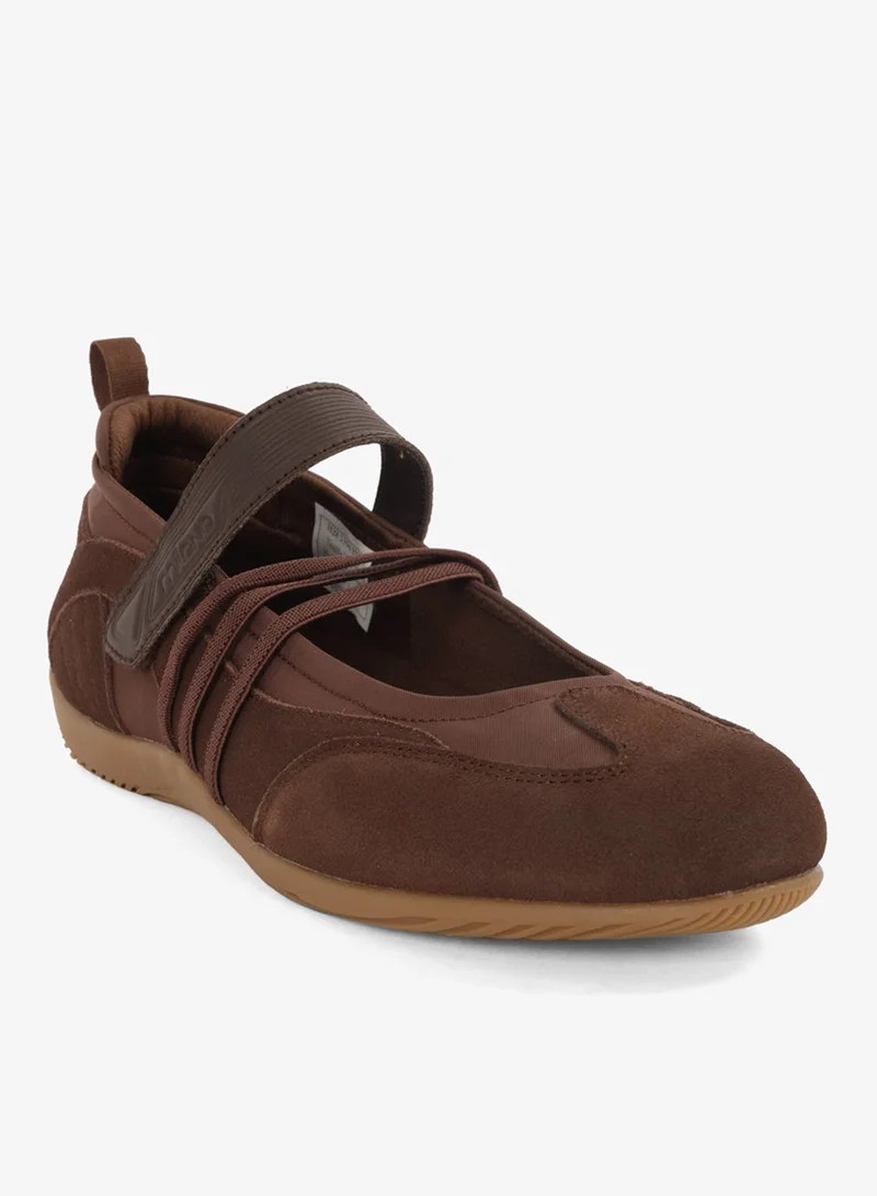 Milano ESSEI Sneakers
