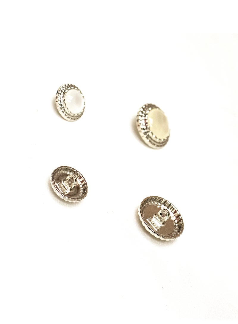 18Pcs Silver Buttons Set  Premium Metal Buttons for Sewing, Crafting, and Fashion Design (6pcs 20mm and 12pcs 15mm) - Image 4